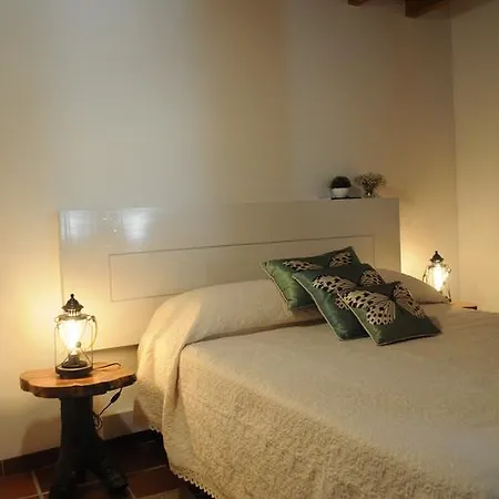 Farm stay Casinhas Da Levada *