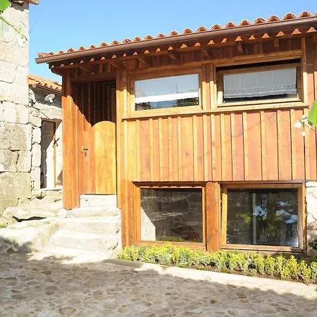 Farm stay Casinhas Da Levada *
